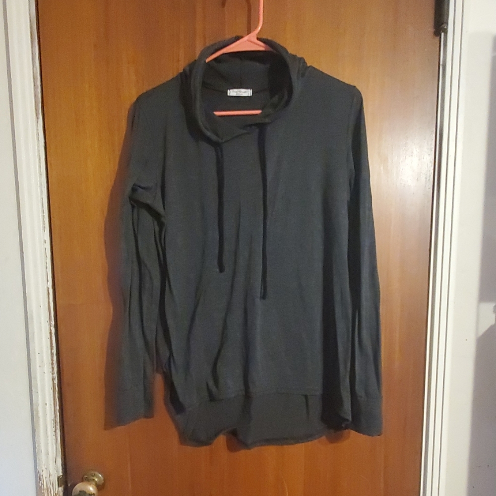 Light weight sweatshirt